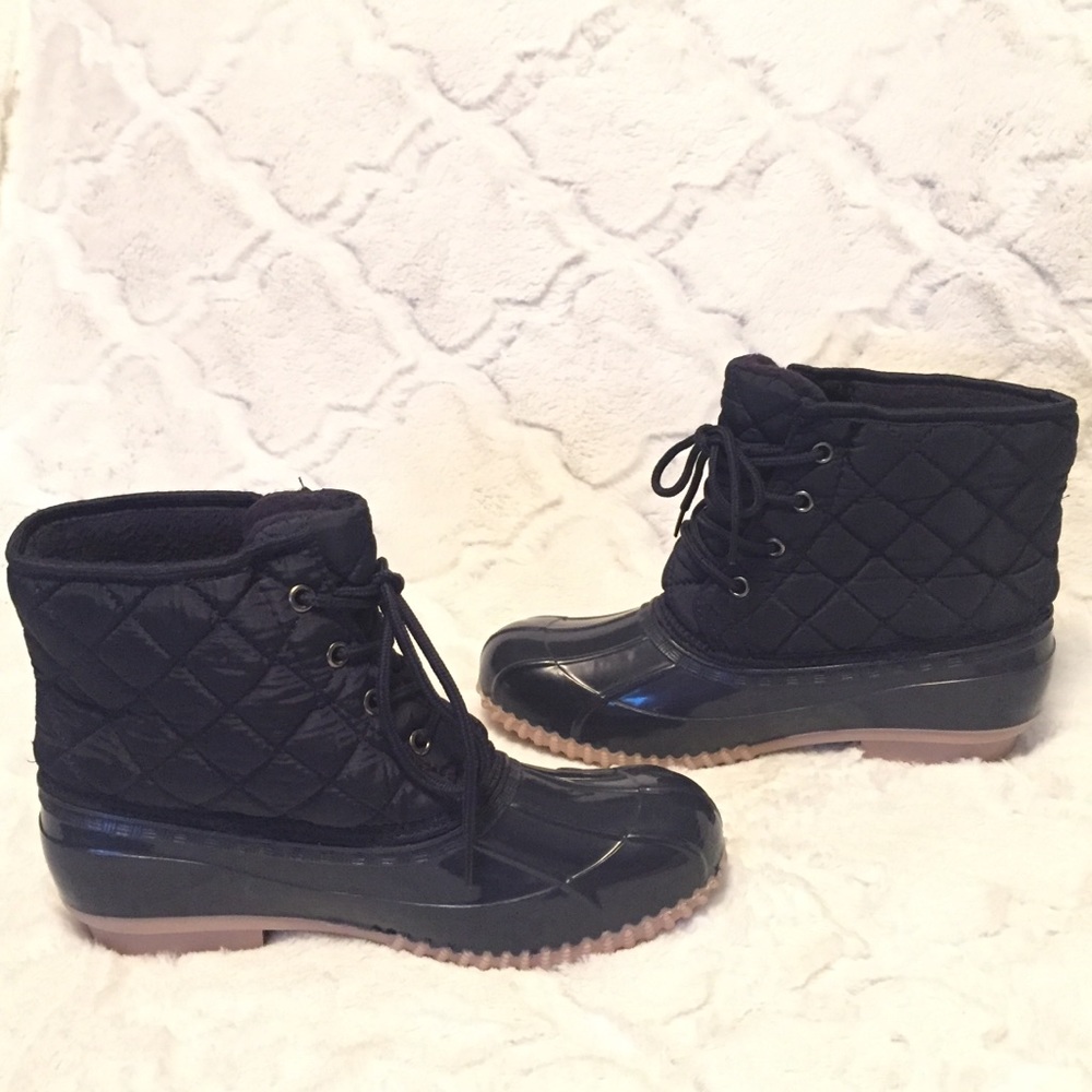 VIA Pinky Duck Boots Navy Coral 7